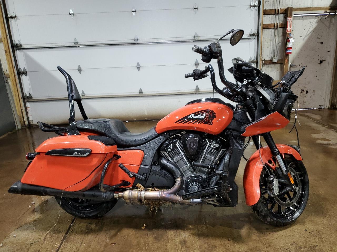 2024 Indian Motorcycle Co. Challenger Darkhorse W/POWERBAND Audio For