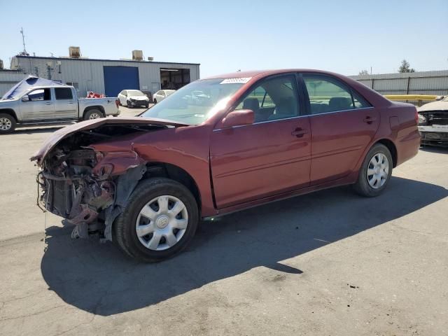 2004 Toyota Camry LE