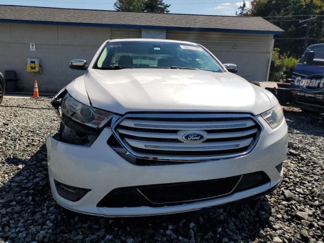 2015 Ford Taurus Limited
