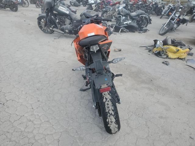 2023 KTM 390 RC