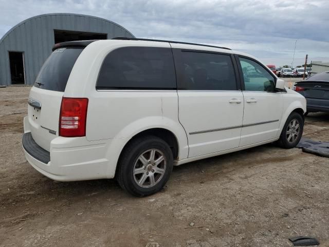 2010 Chrysler Town & Country Touring