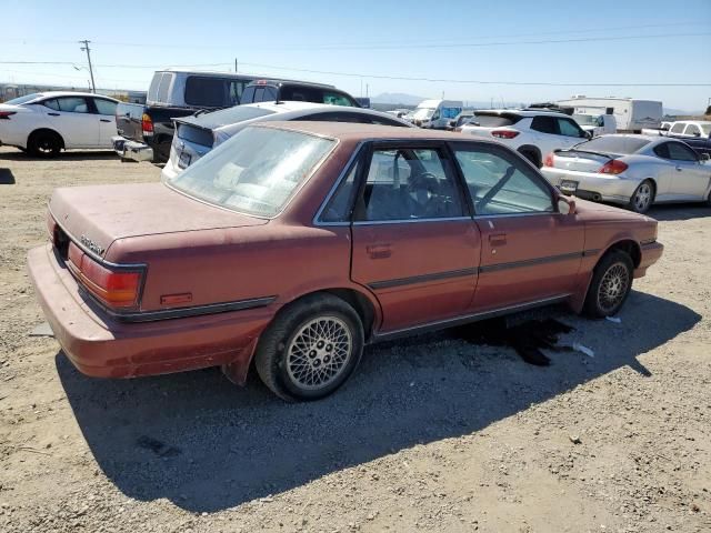 1990 Toyota Camry LE