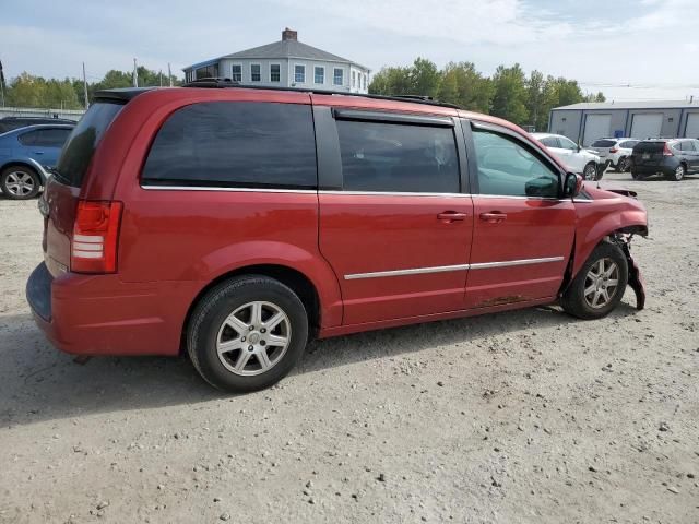 2010 Chrysler Town & Country Touring