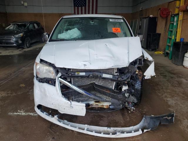 2014 Chrysler Town & Country Touring L