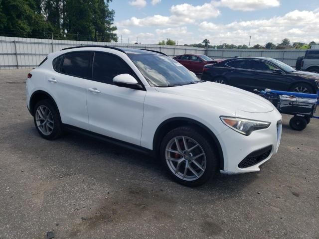 2018 Alfa Romeo Stelvio TI Sport