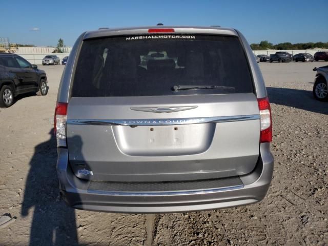 2014 Chrysler Town & Country Touring