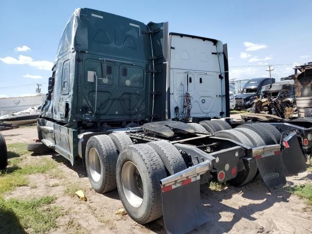 2016 Freightliner Cascadia 125