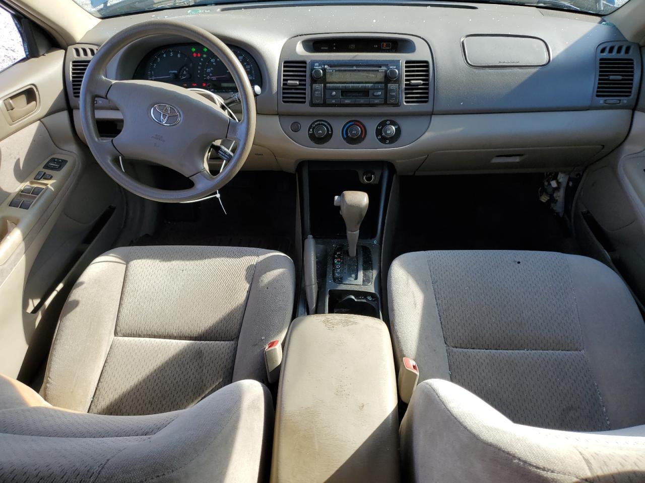 2004 Toyota Camry LE