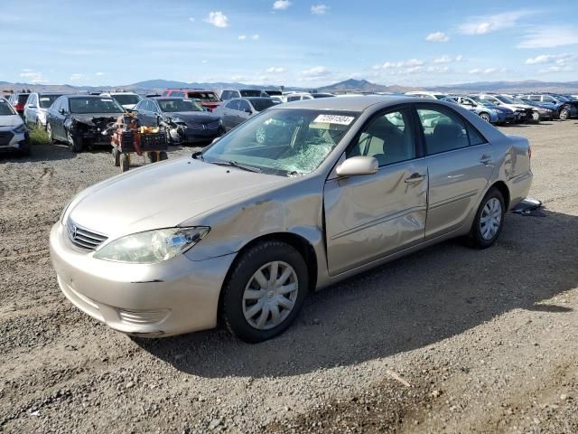 2005 Toyota Camry LE