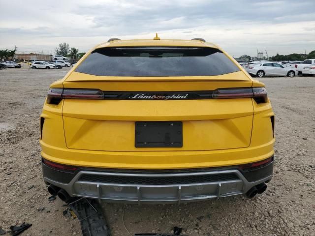 2020 Lamborghini Urus