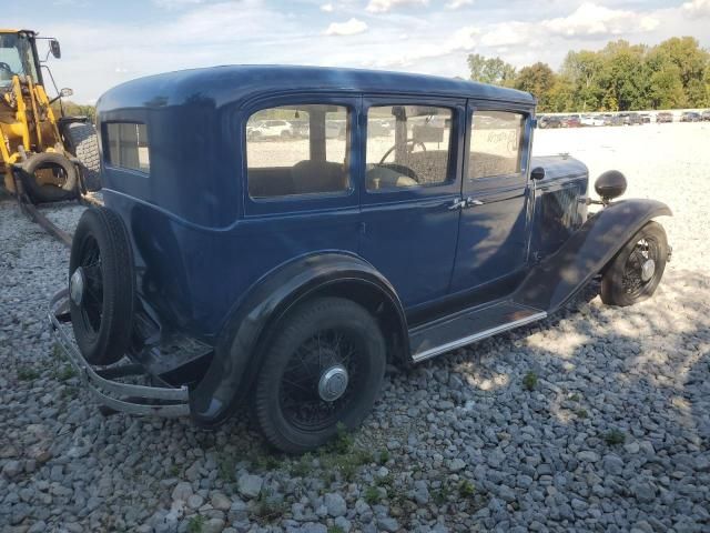 1931 Chrysler Sedan