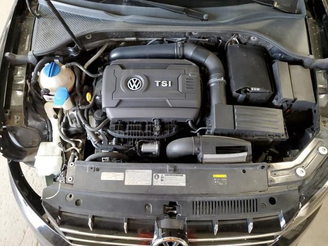 2015 Volkswagen Passat SEL