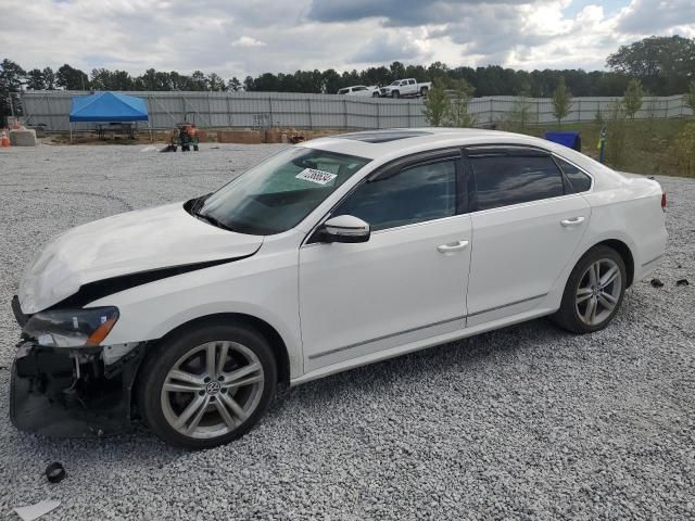 2013 Volkswagen Passat SEL