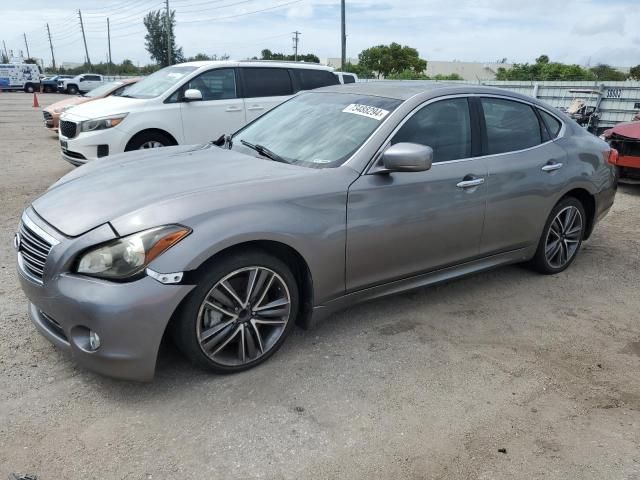 2011 Infiniti M37