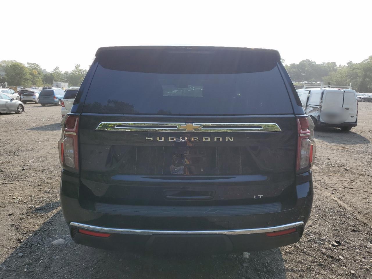 2021 Chevrolet Suburban K1500 lt