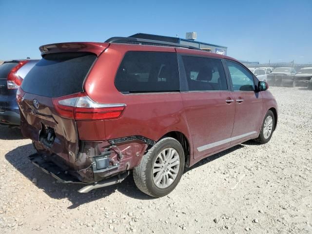 2015 Toyota Sienna XLE