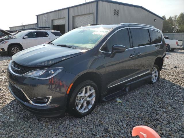 2019 Chrysler Pacifica Touring L Plus