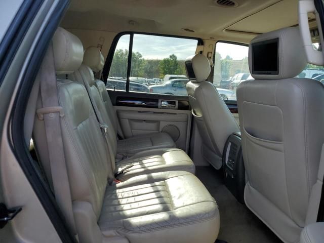 2004 Lincoln Navigator