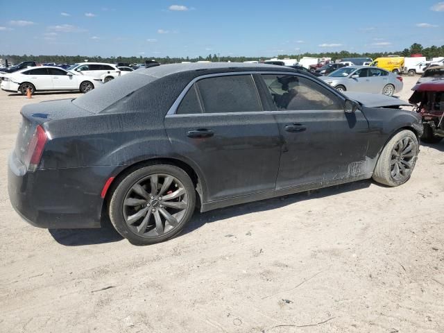 2015 Chrysler 300 Limited