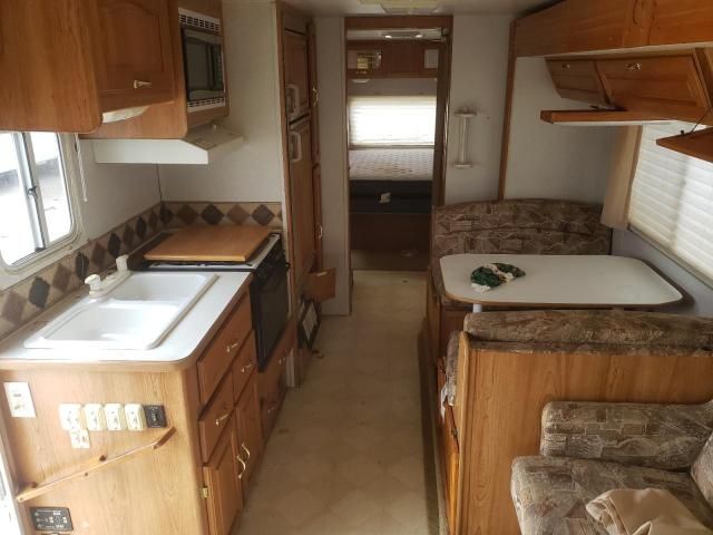 2002 Coachmen 2002 Ford Econoline E450 Super Duty Cutaway Van