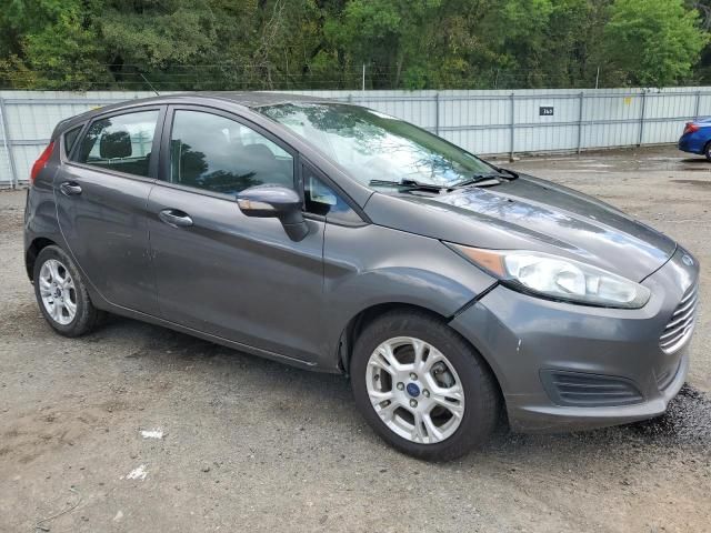 2015 Ford Fiesta SE