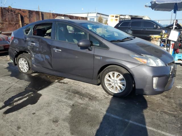 2014 Toyota Prius PLUG-IN