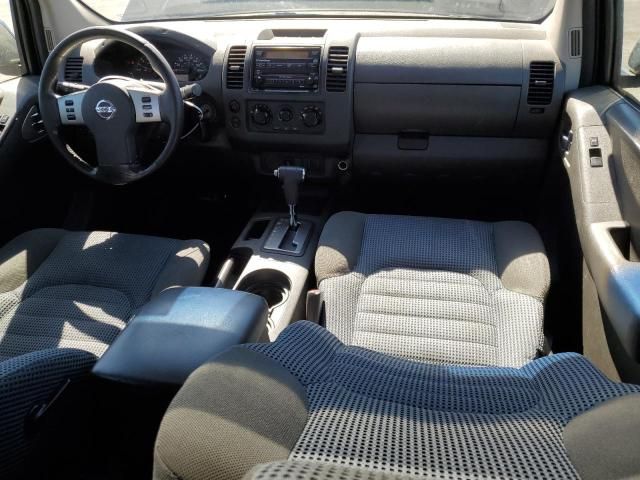 2005 Nissan Frontier Crew Cab LE