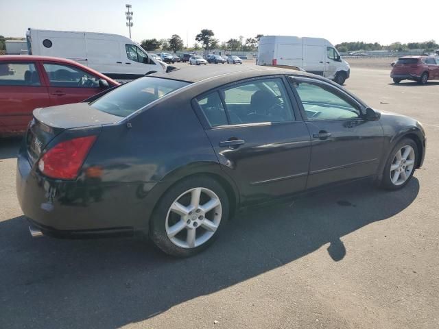 2004 Nissan Maxima SE