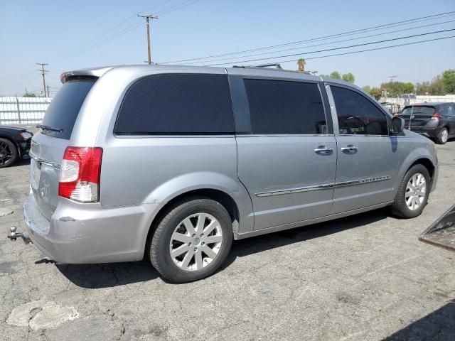 2016 Chrysler Town & Country Touring