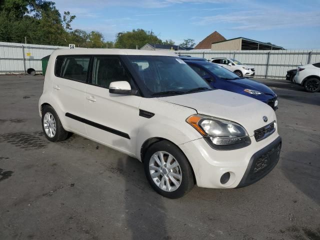 2013 KIA Soul +