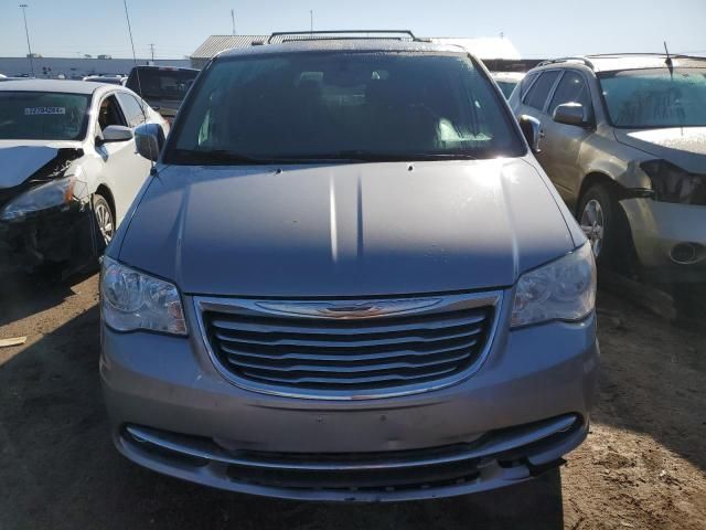 2014 Chrysler Town & Country Touring L