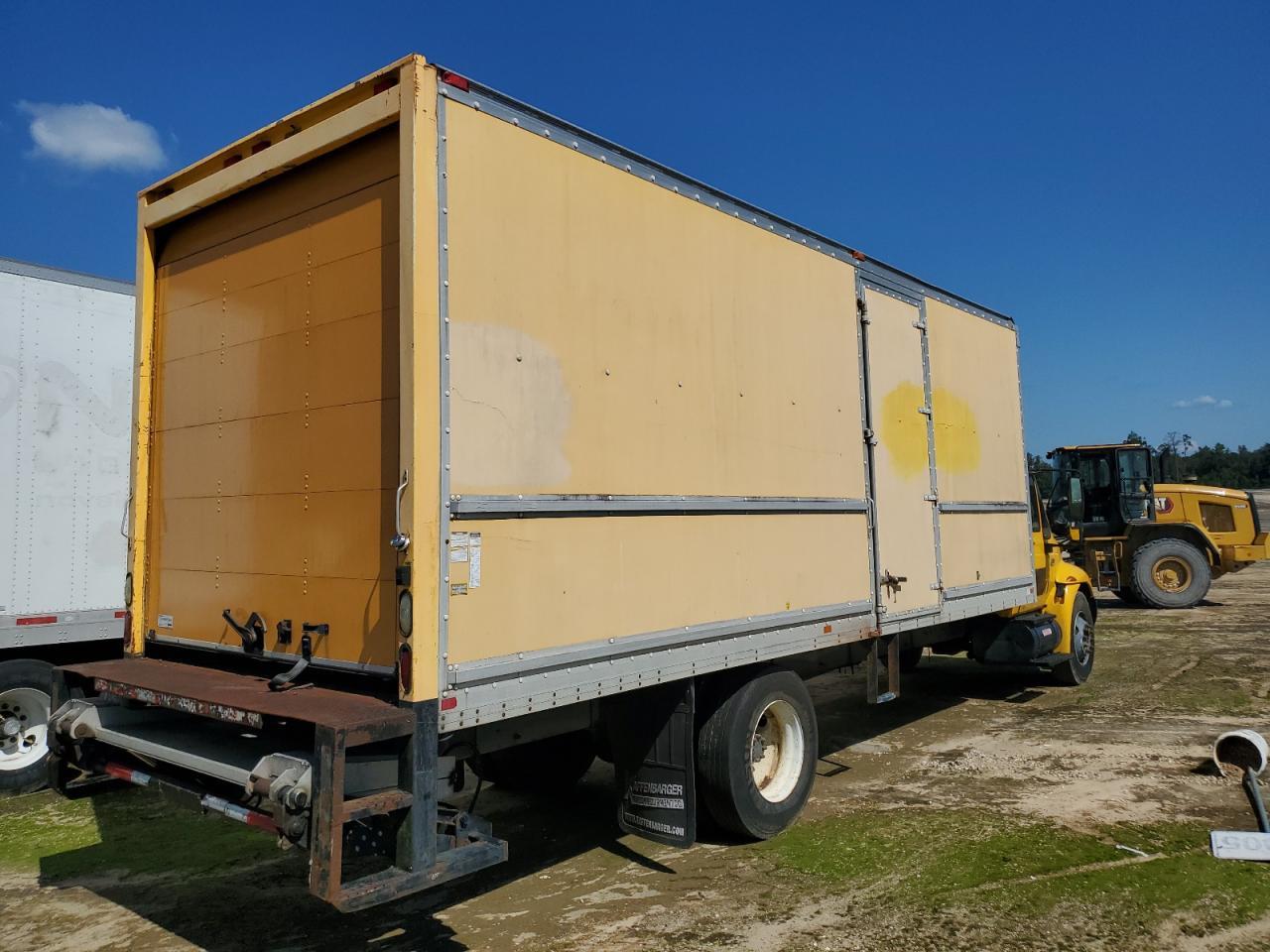 2005 International 4000 4300