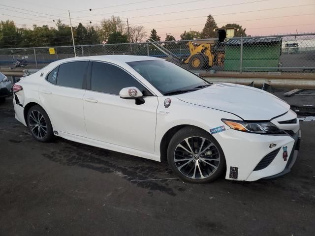 2020 Toyota Camry SE