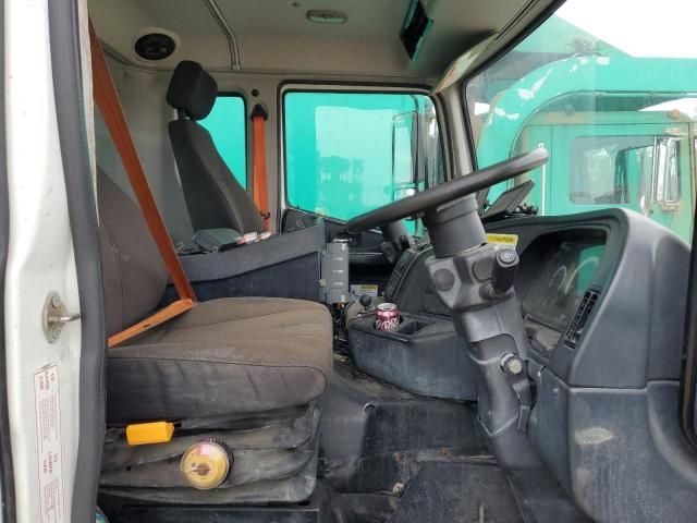 2016 Autocar Xpert Sweeper Truck