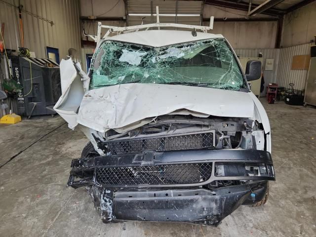 2020 Chevrolet Express G2500