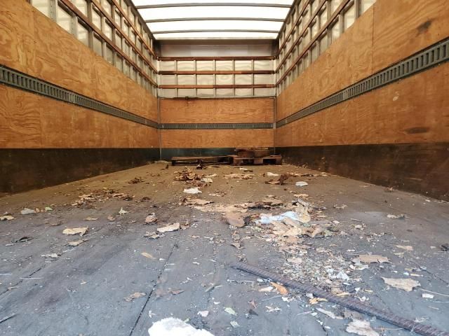 2016 Peterbilt Tractor 1986 Peterbilt 352 BOX Truck