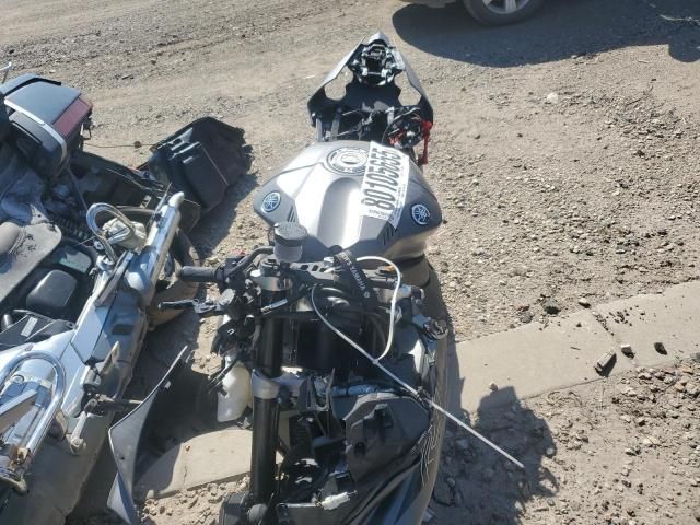 2016 Yamaha YZFR1S