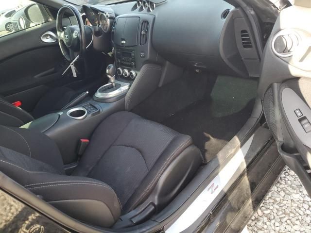 2016 Nissan 370Z Base