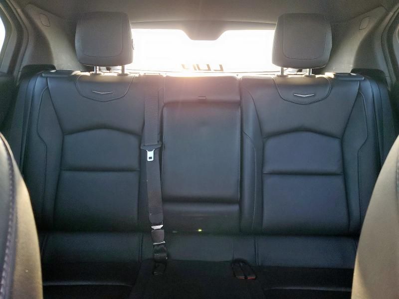 2021 Cadillac XT4 Premium Luxury