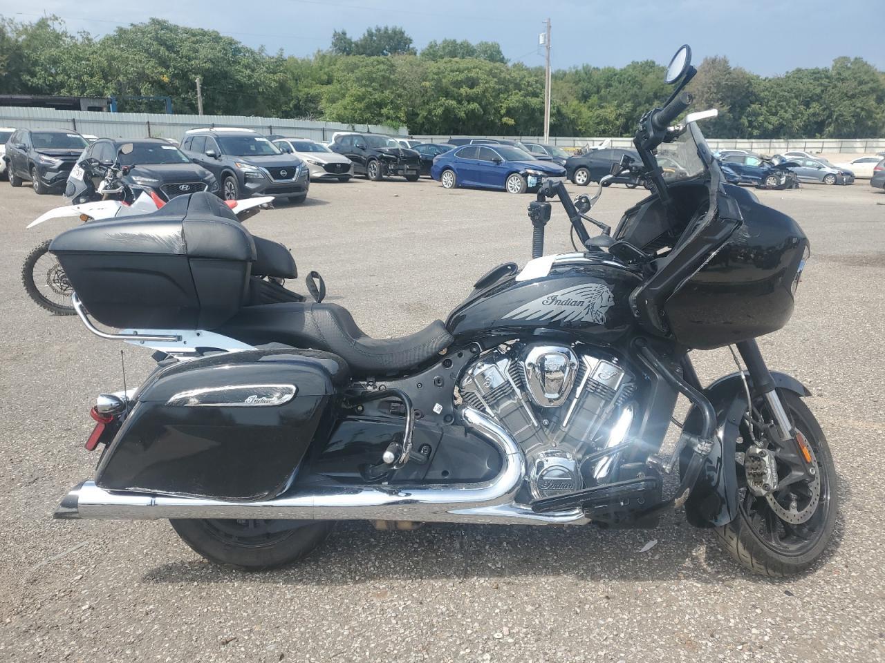 2024 Indian Motorcycle Co. Challenger