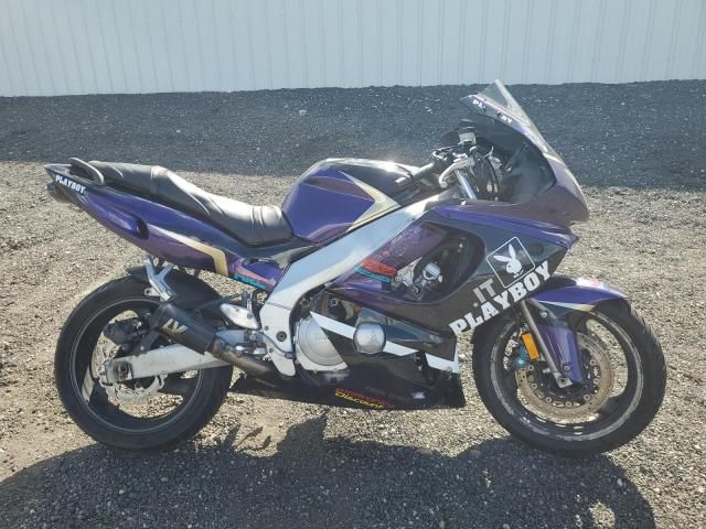 2005 Yamaha YZF600 R