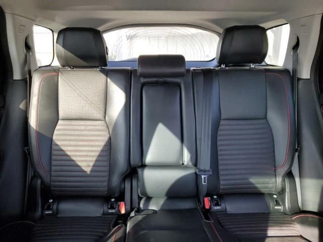 2017 Land Rover Discovery Sport HSE Luxury