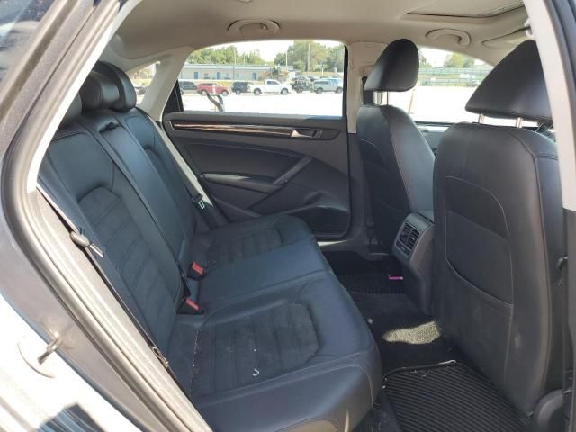 2014 Volkswagen Passat SEL