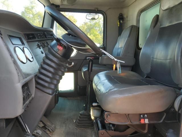 2017 Kenworth Construction T370