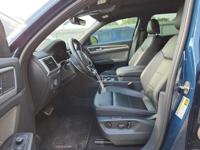 2022 Volkswagen Atlas Cross Sport SEL R-Line