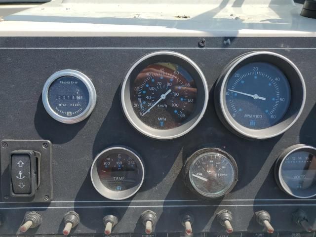 1989 Wells Cargo 1989 Wellcraft 26 Nova Spyder-Boat