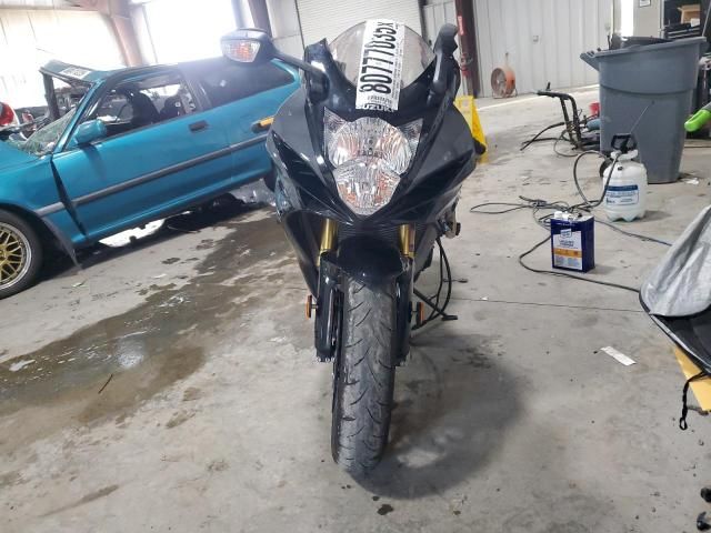 2025 Suzuki GSX-R750