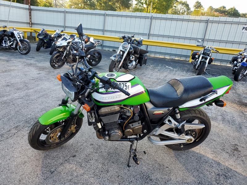2001 Kawasaki ZR1200 A