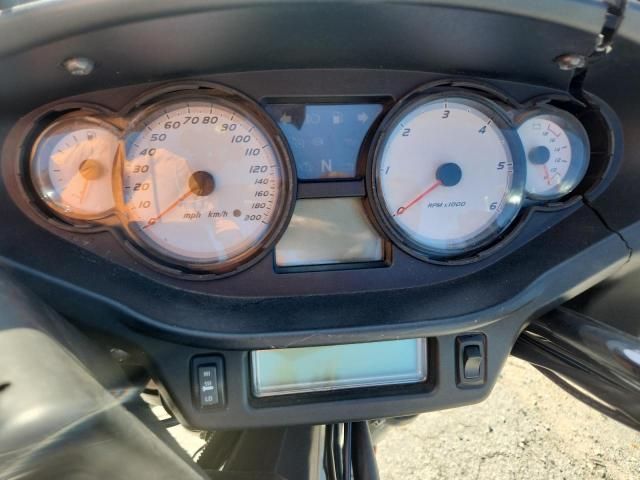 2013 Victory Cross Country Touring