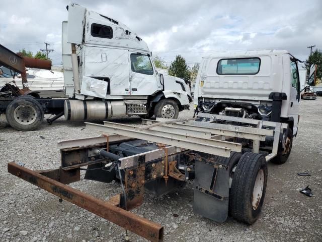 2005 Isuzu NPR